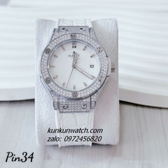 Đồng Hồ Nữ Hublot Classic Fusion Đính Đá Vỏ, Viền Đá Tròn 2 Vòng, Lịch Ngày Dây Silicone Da Vân Trắng Silver 34mm 1