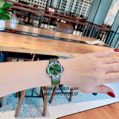 Đồng Hồ Nữ Hublot Classic Fusion Đính Đá Lịch Ngày Dây Silicone Da Vân Xanh Rêu Silver 30mm