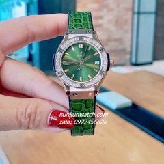 Đồng Hồ Nữ Hublot Classic Fusion Đính Đá Lịch Ngày Dây Silicone Da Vân Xanh Rêu Rose Gold 30mm 1