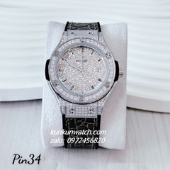 Đồng Hồ Nữ Hublot Classic Fusion Đính Full Đá, Viền Đá Tròn, Lịch Ngày Dây Silicone Da Vân Xám Silver 34mm 1