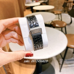 Đồng Hồ Nữ Hublot Classic Fusion Đính Full Đá, Viền Đá Vuông, Lịch Ngày Dây Silicone Da Vân Đen Silver 34mm