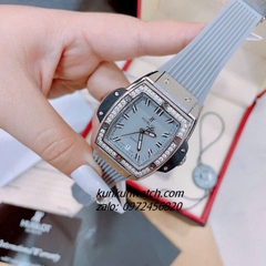 Đồng Hồ Nữ Hublot BigBang Spiri Đính Viền Đá Dây Silicone Xám Mặt Vuông Silver 28 x 30mm