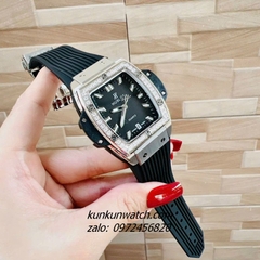 Đồng Hồ Nữ Hublot BigBang Spiri Đính Viền Đá Dây Silicone Đen Silver Mặt Vuông 28 x 30mm
