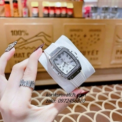 Đồng Hồ Nữ Hublot BigBang Spiri Đính Viền Đá Dây Silicone Trắng Silver Mặt Vuông 28 x 30mm