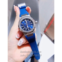 Đồng Hồ Nữ Salvatore Ferragamo F80 Dây Silicone Xanh Niềng Trơn 33mm