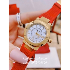 Đồng Hồ Nữ Salvatore Ferragamo F80 Dây Silicone Đỏ Sậm Mặt Trắng Gold 33mm