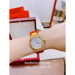 Đồng Hồ Nữ Salvatore Ferragamo F80 Dây Silicone Đỏ Sậm Mặt Trắng Gold 33mm