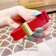 Đồng Hồ Nữ Salvatore Ferragamo F80 Dây Silicone Đỏ Sậm Gold 33mm