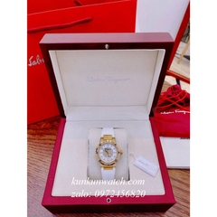 Đồng Hồ Nữ Salvatore Ferragamo F80 Đính Pha Lê Trắng Xanh Dây Silicone Trắng 33mm