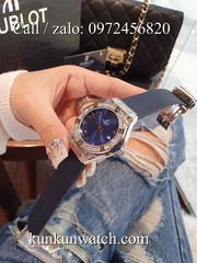 Đồng Hồ Nữ Hublot HLNSV034 - Dây Cao Su Xanh Vỏ Bạc - 34mm