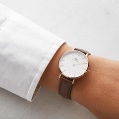 Đồng hồ Nữ Daniel Wellington Classic White Bristol Petite 32mm Rose Gold DW00100171