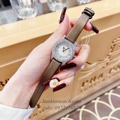 Đồng Hồ Nữ Chopard L'Heure Du Diamant Đính Viền Đá Chấu Nền Mặt Tia Da Nâu Silver 32mm