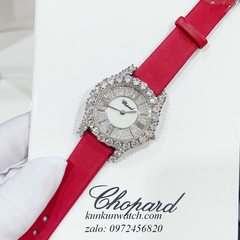 Đồng Hồ Nữ Chopard L'Heure Du Diamant Đính Viền Đá Chấu Nền Mặt Tia Da Đỏ Silver 32mm