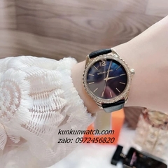 Đồng Hồ Nữ Michael Kors Layton MK2911 Nền Mặt Xà Cừ Đính Đá Dây Da Đen 38mm