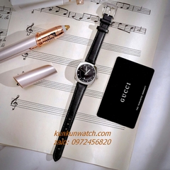 Đồng Hồ Nữ Gucci Diamond Silver Dây Da Đen 29mm