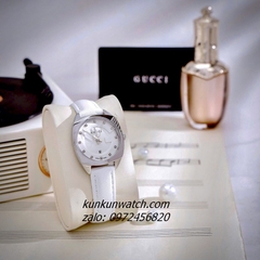 Đồng Hồ Nữ Gucci Diamond Silver Dây Da Trắng 29mm