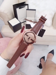Đồng Hồ Nữ Gucci GCND01 - Dây da - 29mm - 37mm
