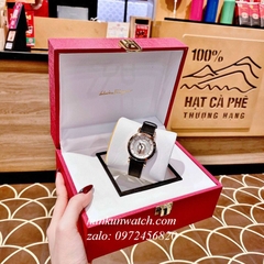 Đồng Hồ Nữ Salvatore Ferragamo Minuetto Nền Mặt Vân Dây Da Đen Mặt Trắng Gold 36mm