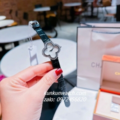 Đồng Hồ Nữ Van Cleef & Arpels Alhambra Silver Đính Đá Dây Da Đen Mặt Trắng 30mm