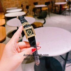 Đồng Hồ Nữ Versace DV-25 Mặt Vuông Dây Da Đen 30mm