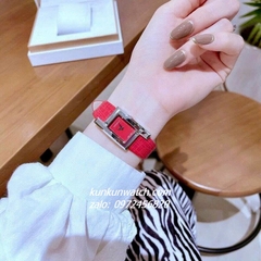 Đồng Hồ Nữ Versace Greca Icon Da Đỏ Silver 39x21mm