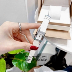 Đồng Hồ Nữ Versace Greca Icon Da Trắng Silver 39x21mm