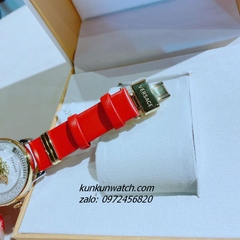 Đồng Hồ Nữ Versace Medusa Icon Dây Da Đỏ Vỏ Demi Mặt Trắng 38mm