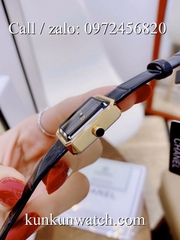 Đồng Hồ Nữ Chanel Boy Friend CNND012 - Dây Da Đen - Vỏ Vàng - 20 x 28mm