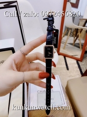 Đồng Hồ Nữ Chanel Boy Friend CNND013 - Dây Da Đen - Vỏ Vàng Hồng - 20 x 28mm