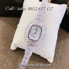 Đồng Hồ Nữ Royal Crown 223 -  Dây Gắn Đá Vỏ Bạc - 28 x 36mm