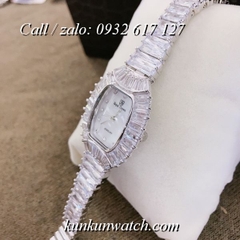 Đồng Hồ Nữ Royal Crown 223 -  Dây Gắn Đá Vỏ Bạc - 28 x 36mm