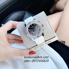 Đồng Hồ Nữ Guess W1098L1 Đính Đá Silver Dây Silicone 38mm