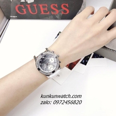 Đồng Hồ Nữ Guess W1098L1 Đính Đá Silver Dây Silicone 38mm