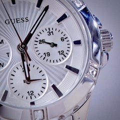 Đồng Hồ Nữ Guess GW0443L1 Đính Đá Silver 6 Kim 35mm