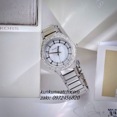Đồng Hồ Nữ Michael Kors Outlet Sylvia MK4657 Nền Mặt Xà Cừ Đính Đá Silver 33mm