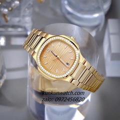 Đồng Hồ Nữ Patek Philippe Nautilus Đính Đá Gold Mặt Vuông 35mm