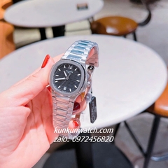 Đồng Hồ Nữ Patek Philippe Nautilus Silver Mặt Đen Vuông 35mm