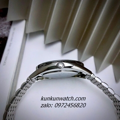 Đồng Hồ Nữ Swarovski Crystal Thiên Nga Đá Chạy Silver Mặt Ovan 36mm