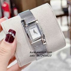 Đồng Hồ Nữ Versace Greca Icon Silver 39x21mm