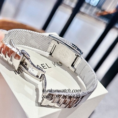 Đồng Hồ Nữ Versace Greca Icon Silver 39x21mm