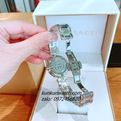 Đồng Hồ Nữ Versace Medusa Jewel Bracelet Quartz Silver Mặt Đen 34mm