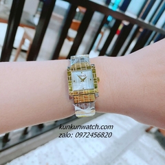 Đồng Hồ Nữ Versace Mosaic Quartz Demi Gold Mặt Vuông 22mm