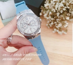 Đồng Hồ Nữ Guess W1053L5 - Kiểu Dáng Hublot - Dây Cao Su - 39mm