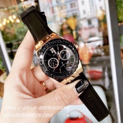 Đồng Hồ Nữ Guess W1053L7 - Kiểu Dáng Hublot - Dây Cao Su - 39mm