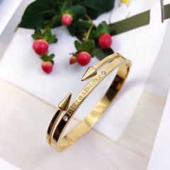 Vòng tay Titan internal love cao cấp sang trọng VT003