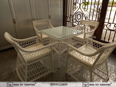 Bộ bàn ghế cafe sân vườn Hà Nội – Lựa chọn nội thất Minh Thy đẳng cấp và bền bỉ