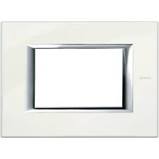 Axolute Bticino - Legrand - MẶT CHE 3M – SƠN PHỦ (WHITE LIMOGES) – HA4803BG