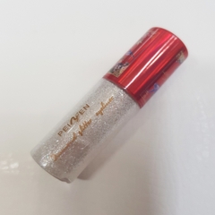 Kẻ mắt kim tuyến Flare