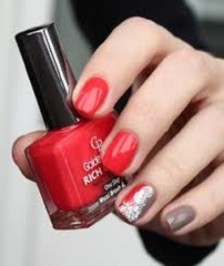 Nước sơn CR Golden Rose Rich Color Nail Lacquer