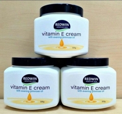 Kem dưỡng ẩm mềm da Redwin Úc 300g